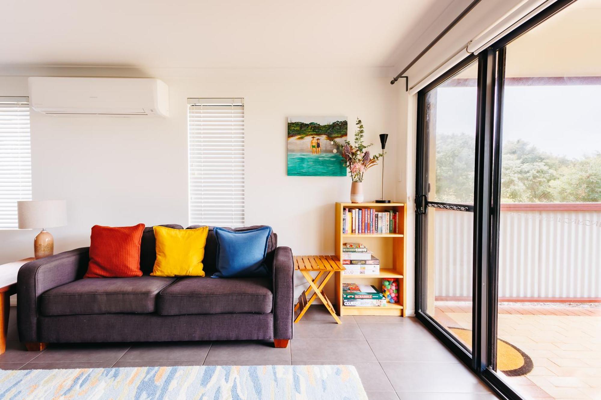Cosy Corner By The Bnb Collection 올버니 외부 사진